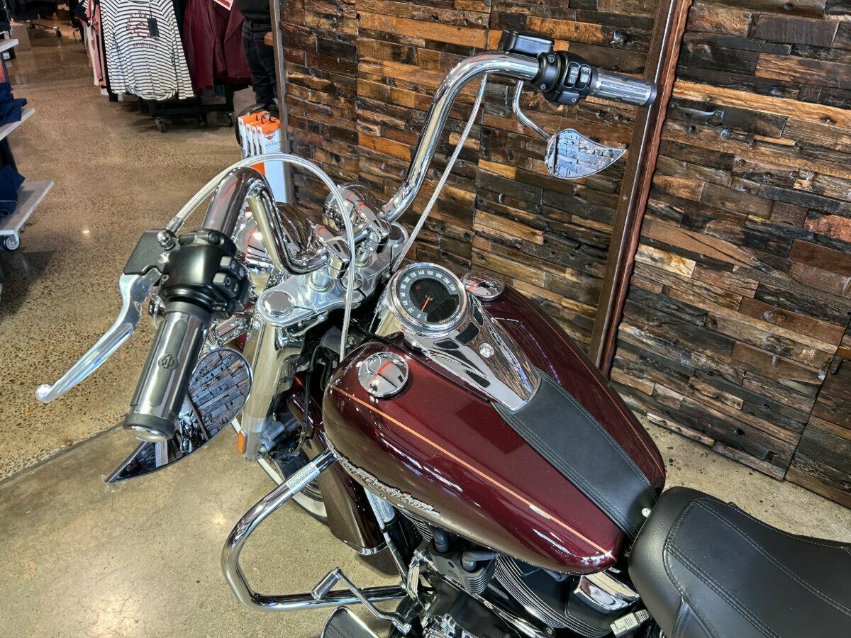 2018 HARLEY-DAVIDSON FLDE SOFTAIL DELUXE CRUISER