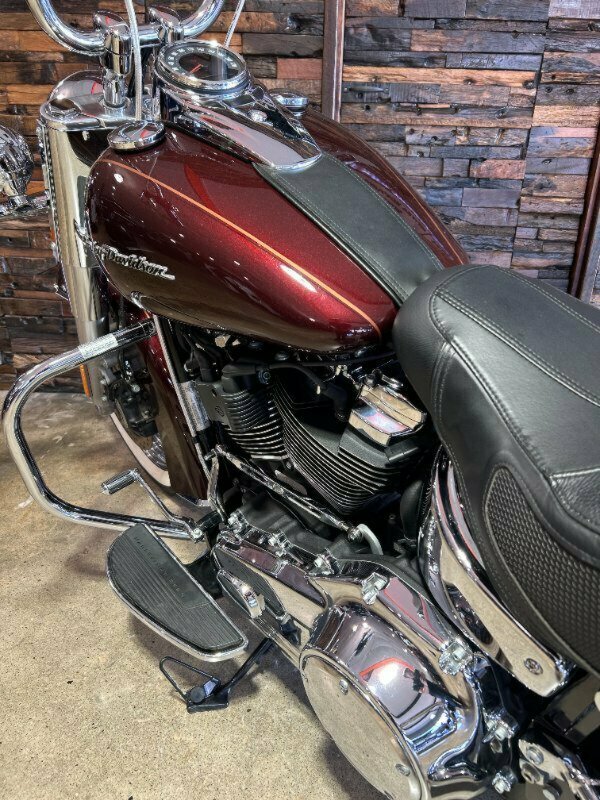 2018 HARLEY-DAVIDSON FLDE SOFTAIL DELUXE CRUISER