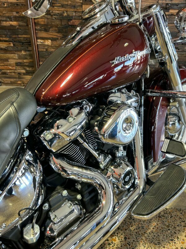 2018 HARLEY-DAVIDSON FLDE SOFTAIL DELUXE CRUISER