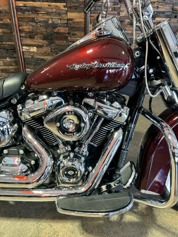 2018 HARLEY-DAVIDSON FLDE SOFTAIL DELUXE CRUISER