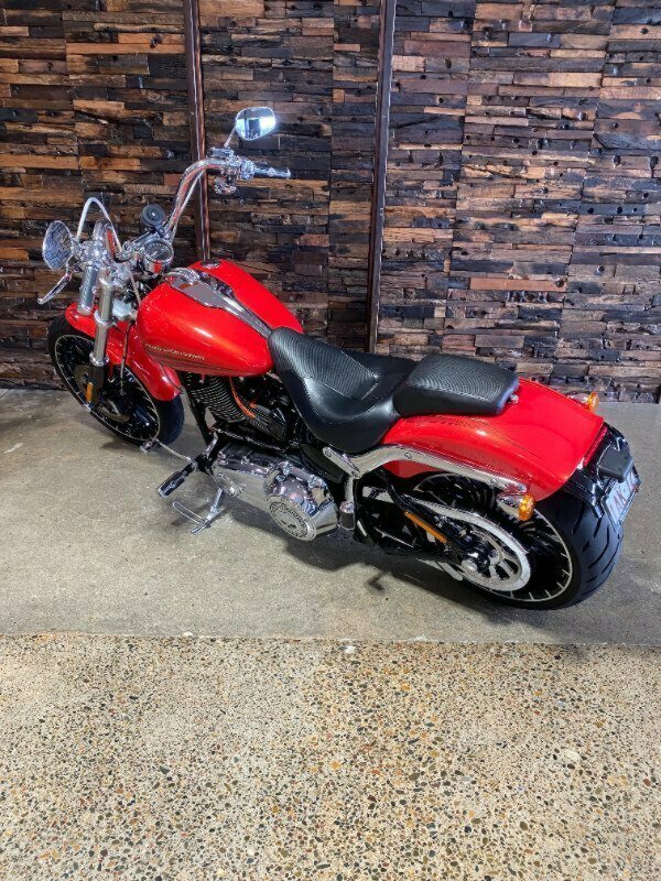 2017 HARLEY-DAVIDSON FXSB SOFTAIL BREAKOUT CRUISER
