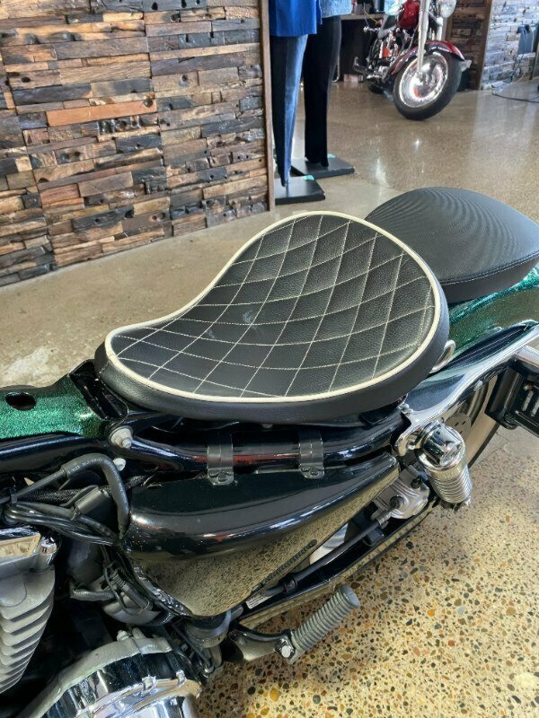 2013 HARLEY-DAVIDSON XL1200V SEVENTY-TWO CRUISER