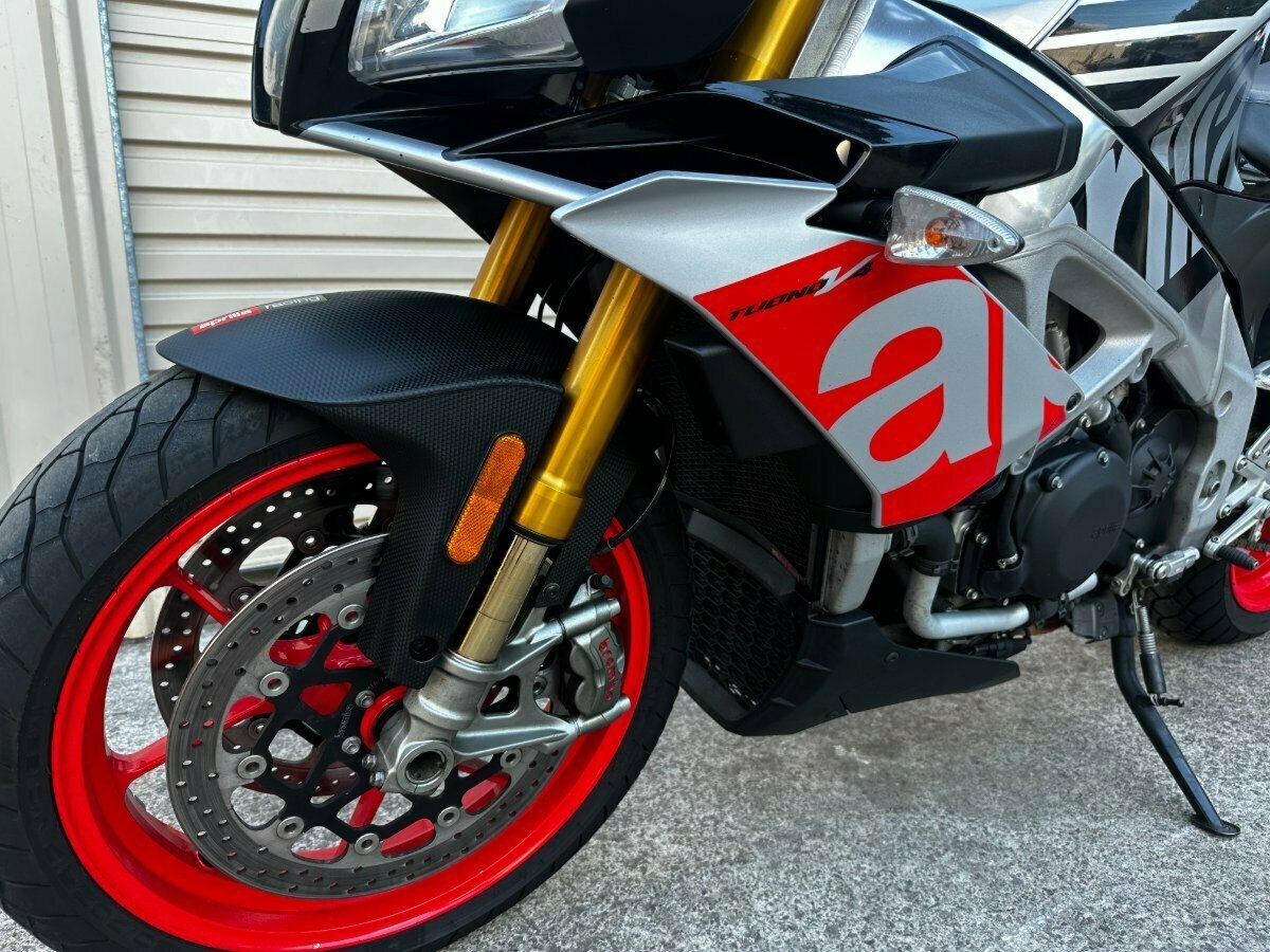2017 APRILIA TUONO V4 FACTORY SPORTS