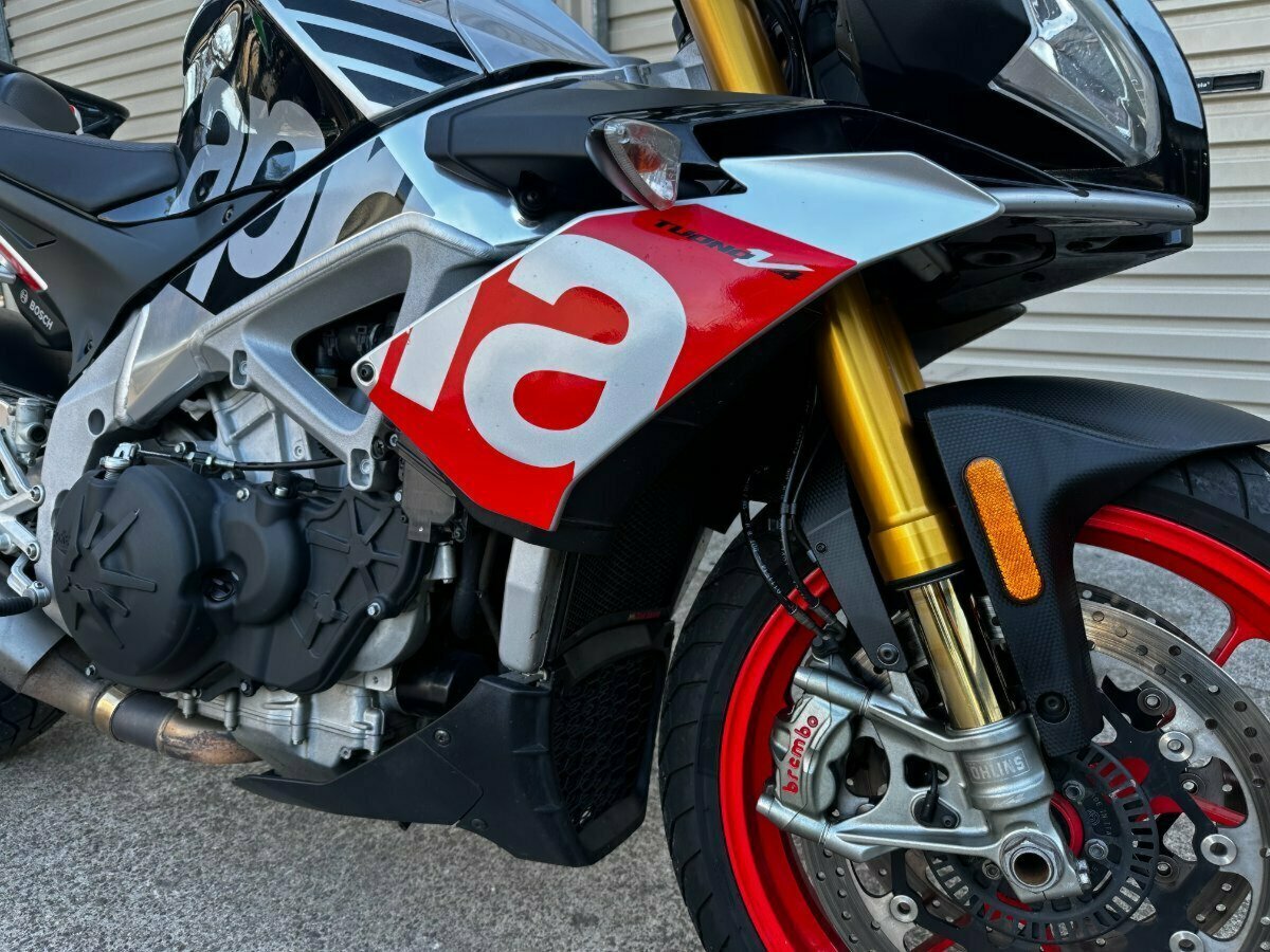 2017 APRILIA TUONO V4 FACTORY SPORTS