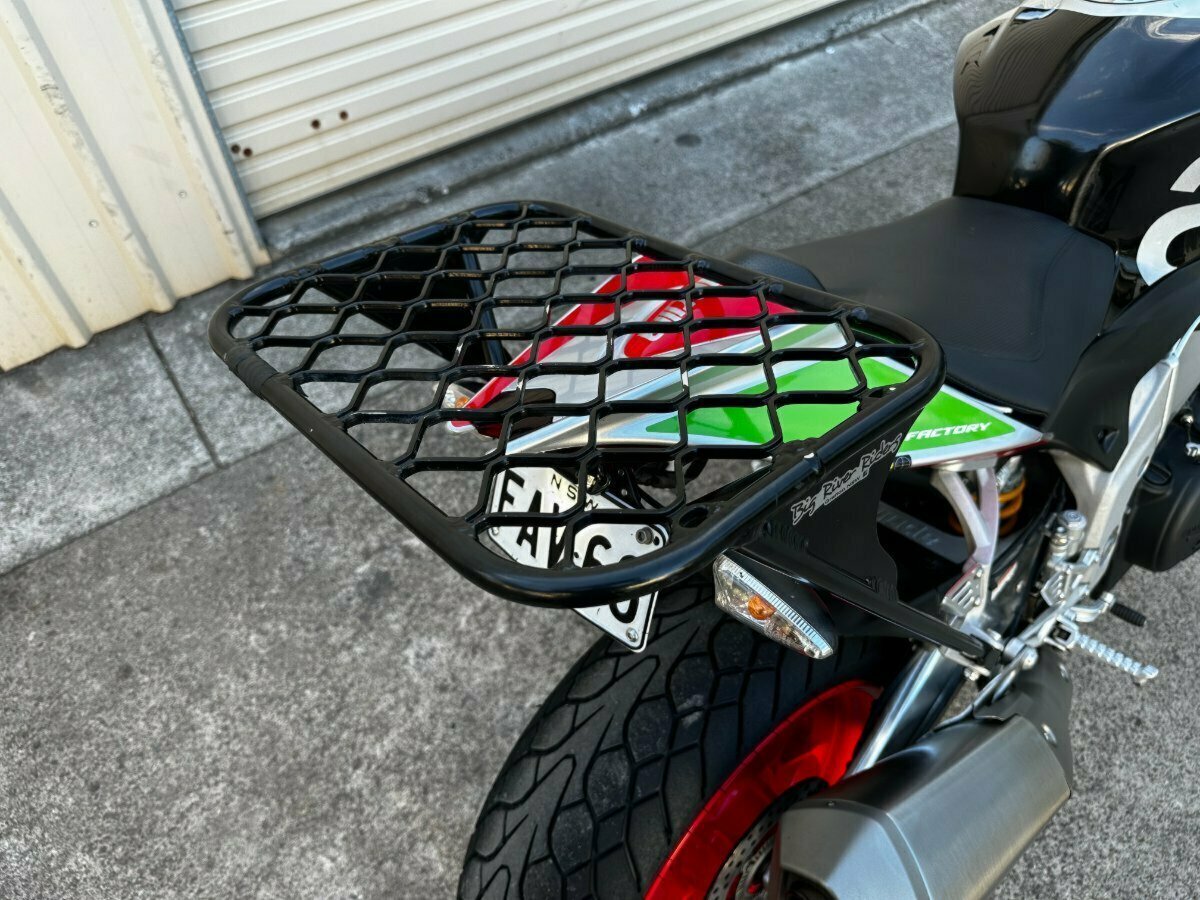 2017 APRILIA TUONO V4 FACTORY SPORTS