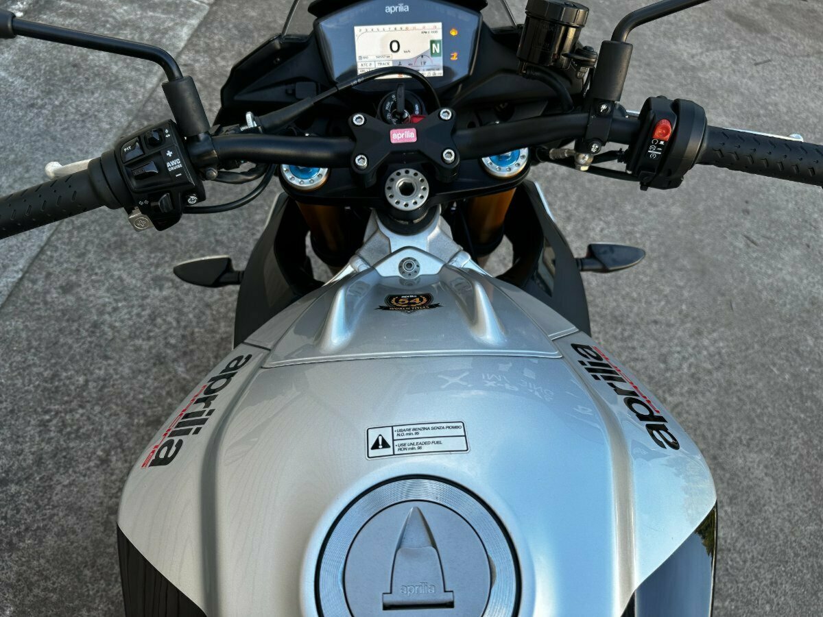 2017 APRILIA TUONO V4 FACTORY SPORTS
