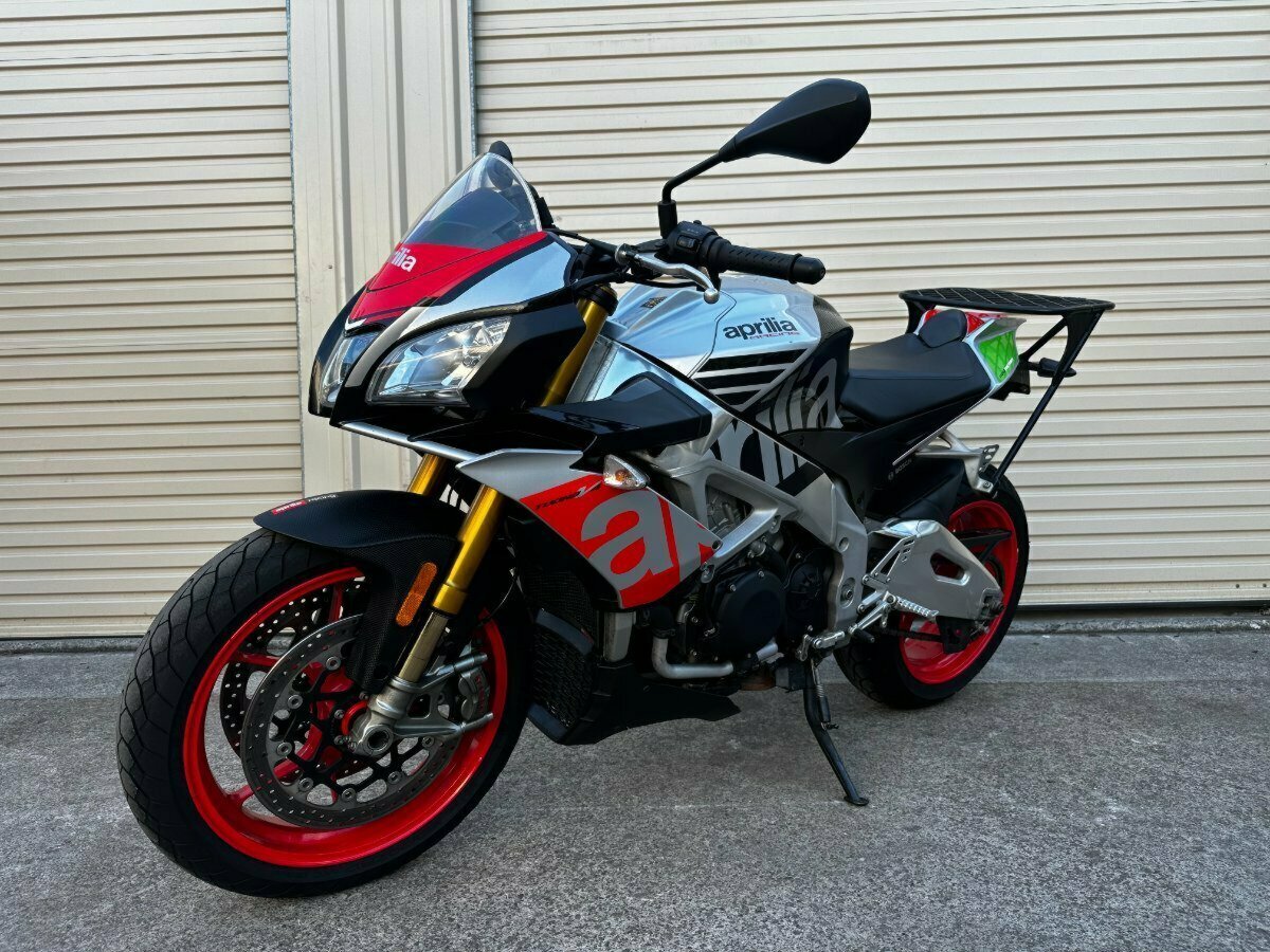 2017 APRILIA TUONO V4 FACTORY SPORTS
