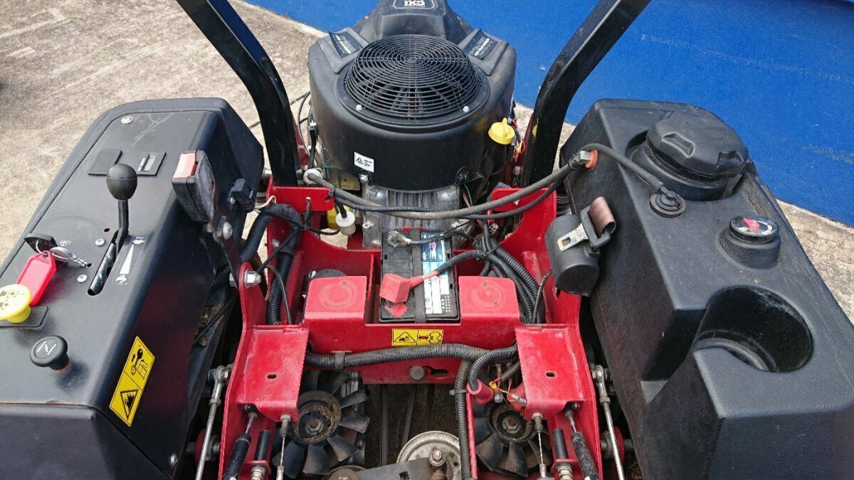 2021 FERRIS IS600Z WITH 4 WHEEL SUSPENSION 48 I AGRICULTURAL