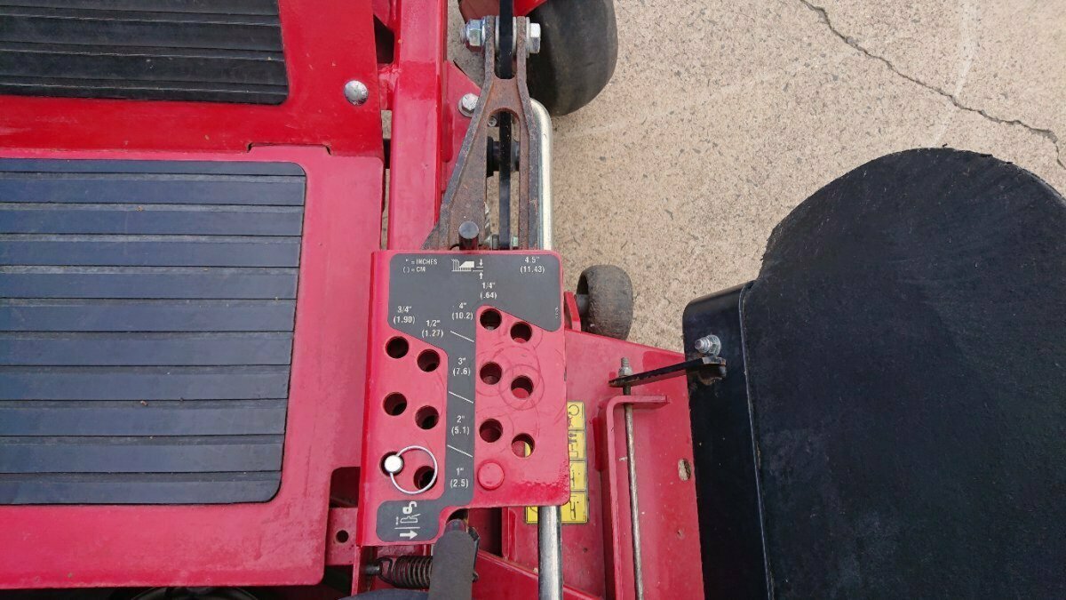 2021 FERRIS IS600Z WITH 4 WHEEL SUSPENSION 48 I AGRICULTURAL