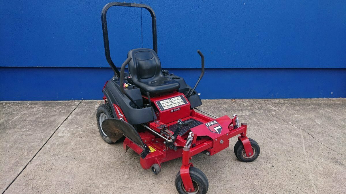 2021 FERRIS IS600Z WITH 4 WHEEL SUSPENSION 48 I AGRICULTURAL