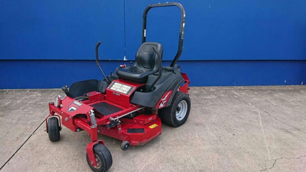 2021 FERRIS IS600Z WITH 4 WHEEL SUSPENSION 48 I AGRICULTURAL