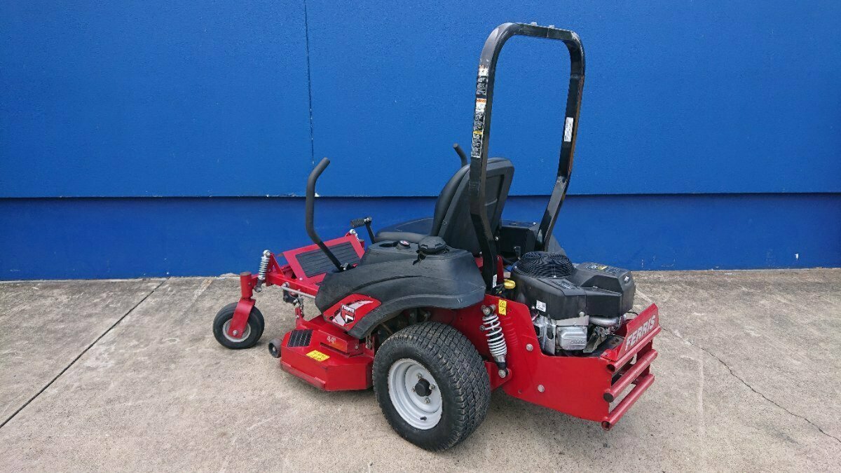 2021 FERRIS IS600Z WITH 4 WHEEL SUSPENSION 48 I AGRICULTURAL