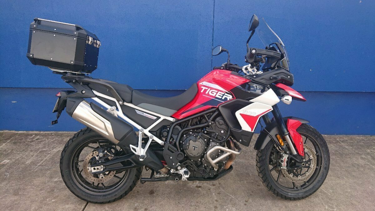 2024 TRIUMPH TIGER 900 GT ARAGON EDITION DUAL SPORTS