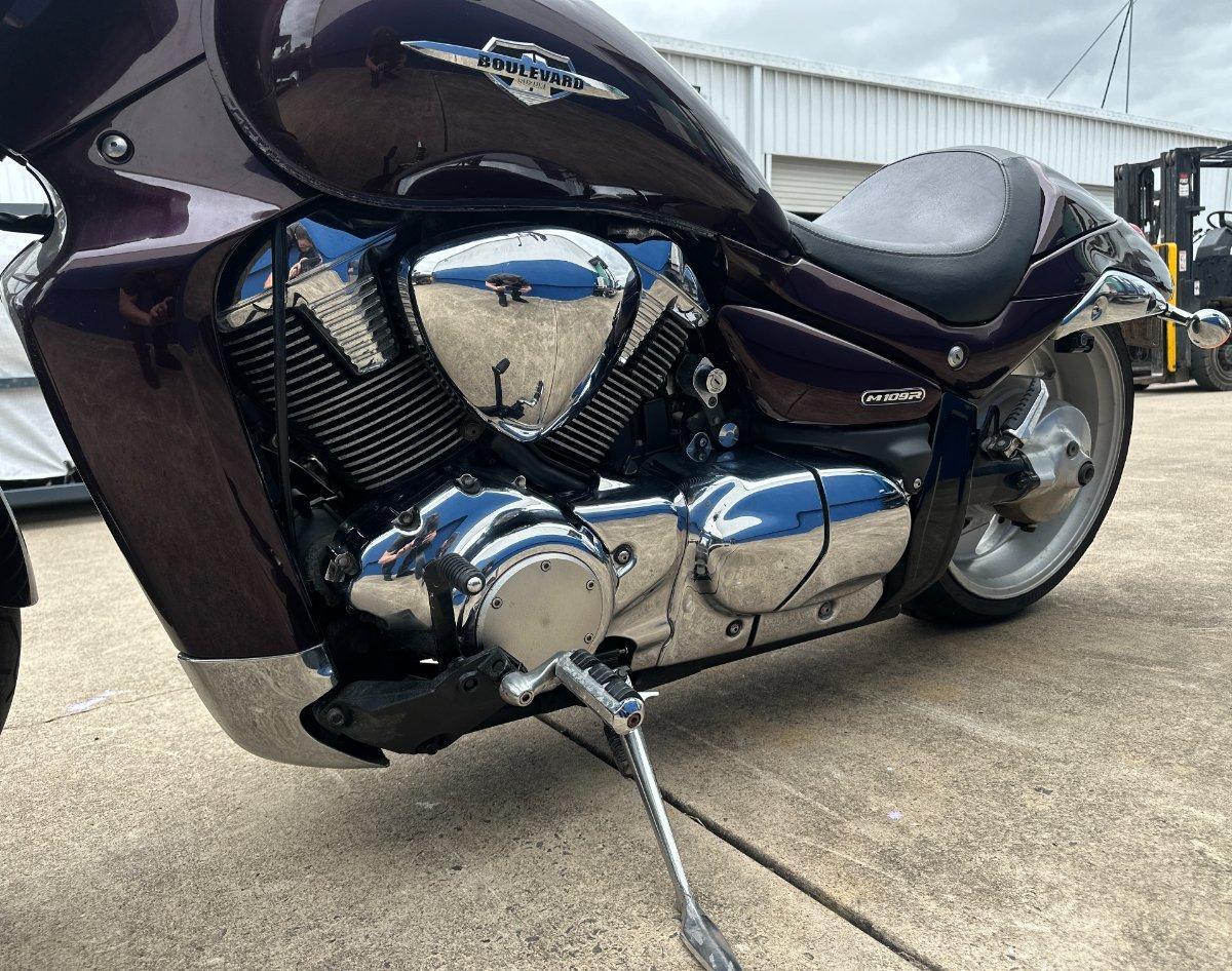 2009 SUZUKI VZR 1800 BOULEVARD (M109R) CRUISER