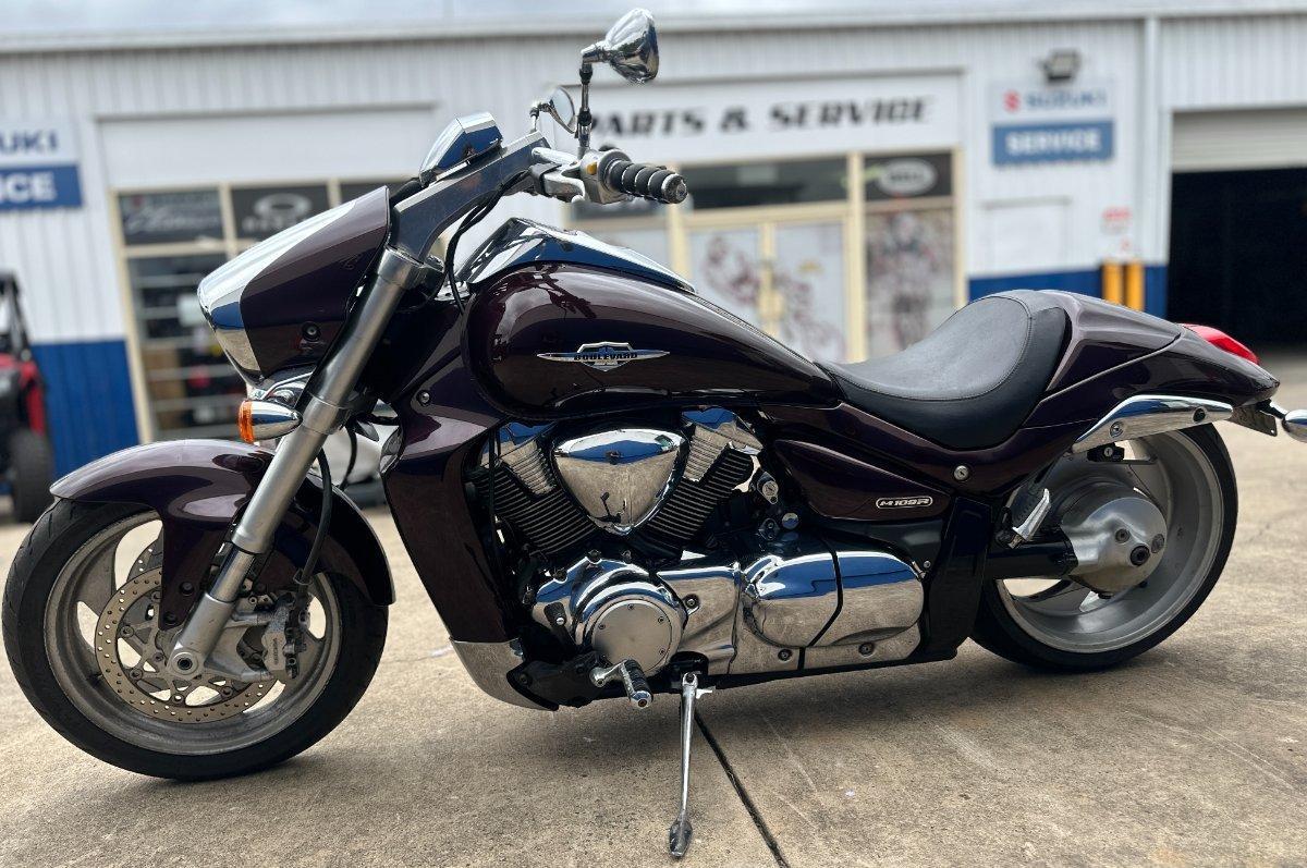2009 SUZUKI VZR 1800 BOULEVARD (M109R) CRUISER