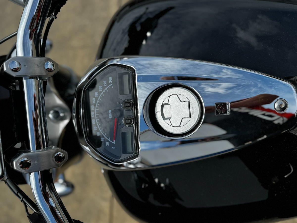 2008 SUZUKI BOULEVARD M109R (VZR1800) CRUISER