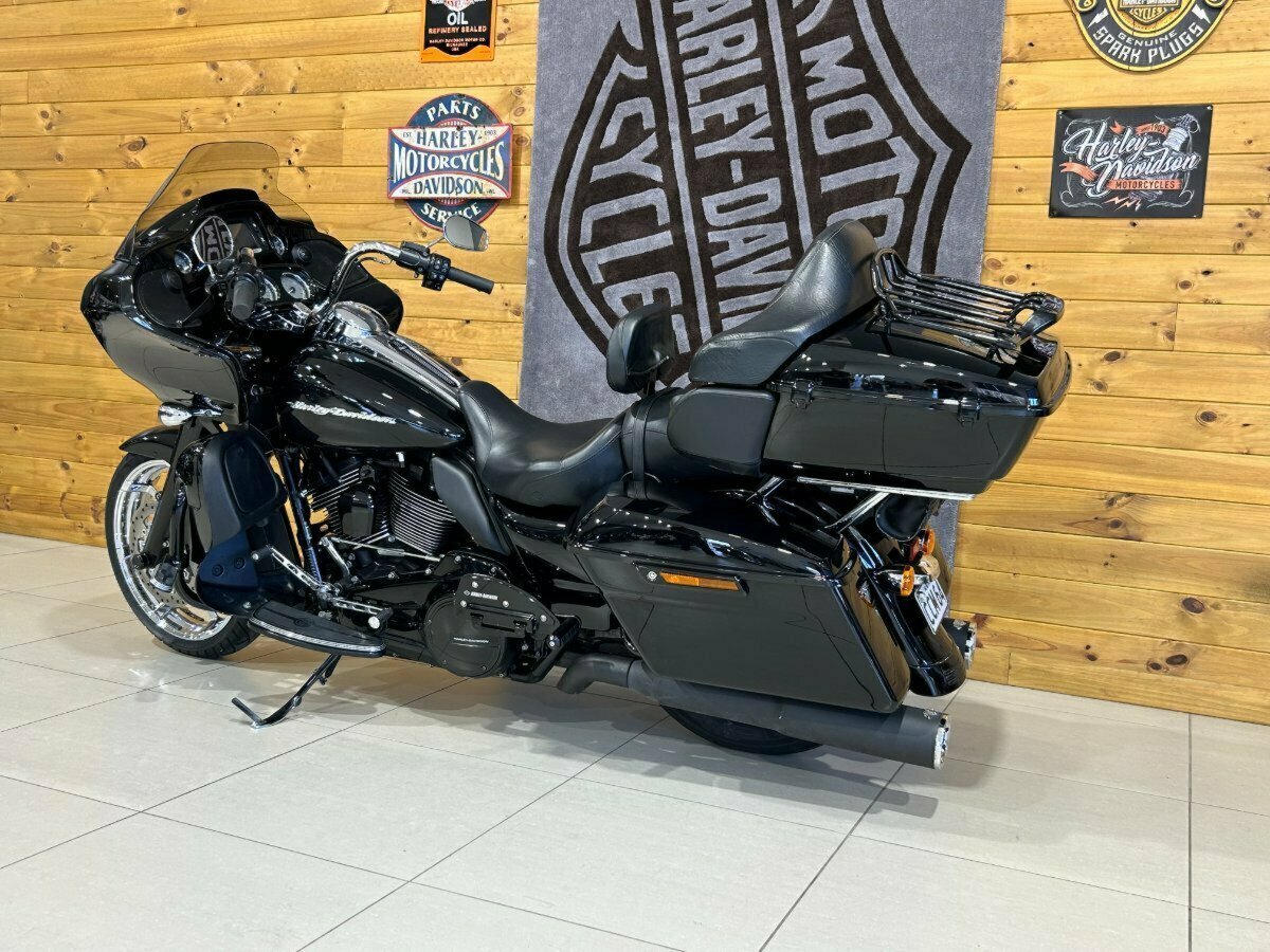 2017 HARLEY-DAVIDSON FLTRXS ROAD GLIDE SPECIAL CRUISER