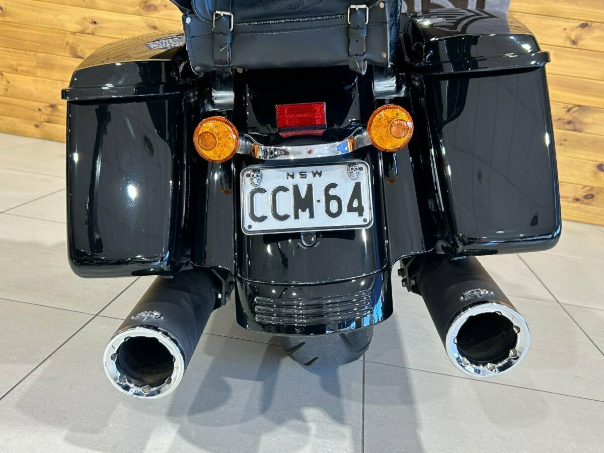 2017 HARLEY-DAVIDSON FLTRXS ROAD GLIDE SPECIAL CRUISER