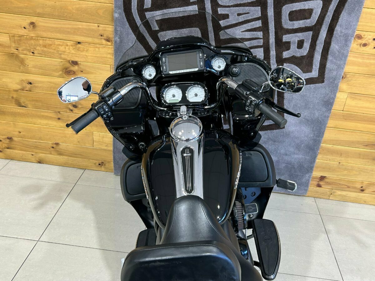 2017 HARLEY-DAVIDSON FLTRXS ROAD GLIDE SPECIAL CRUISER