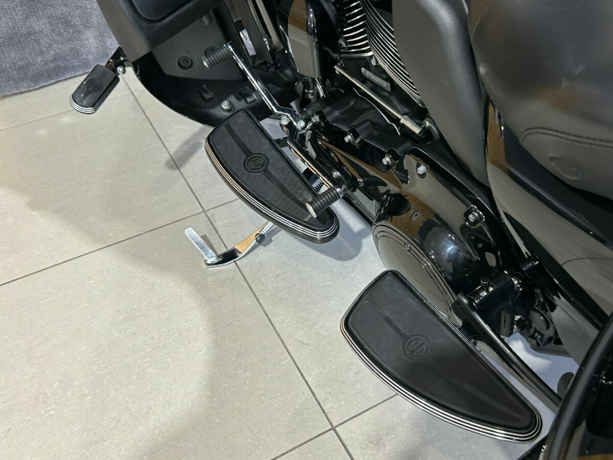 2017 HARLEY-DAVIDSON FLTRXS ROAD GLIDE SPECIAL CRUISER