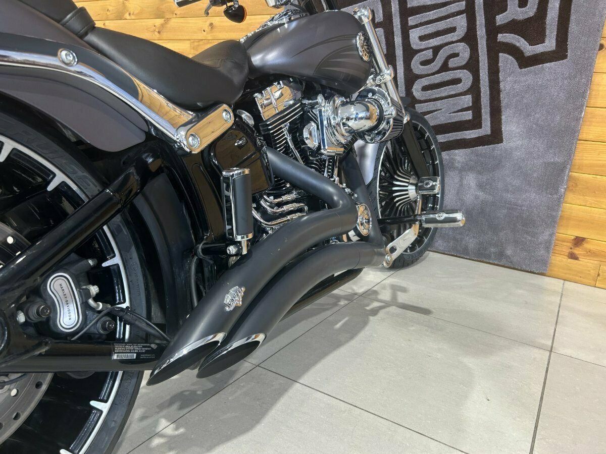2017 HARLEY-DAVIDSON FXSB SOFTAIL BREAKOUT CRUISER