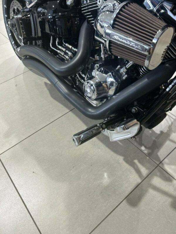 2017 HARLEY-DAVIDSON FXSB SOFTAIL BREAKOUT CRUISER