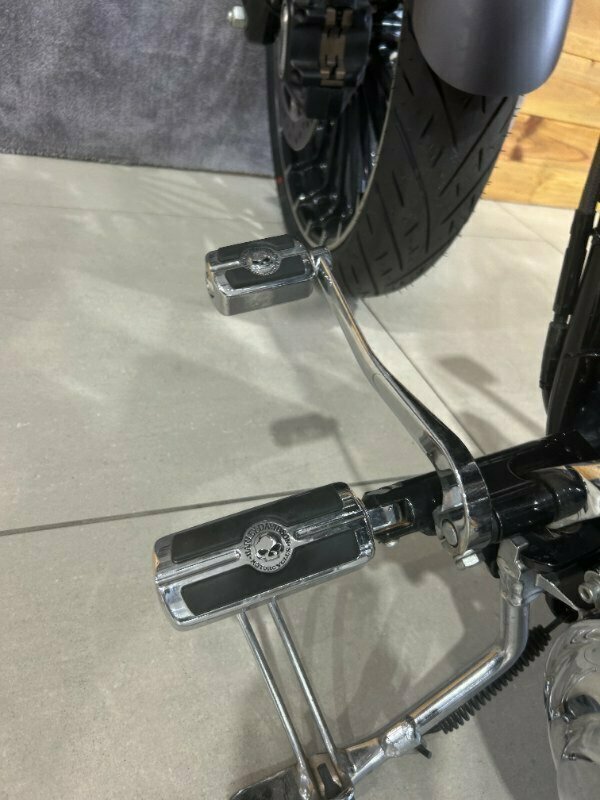 2017 HARLEY-DAVIDSON FXSB SOFTAIL BREAKOUT CRUISER
