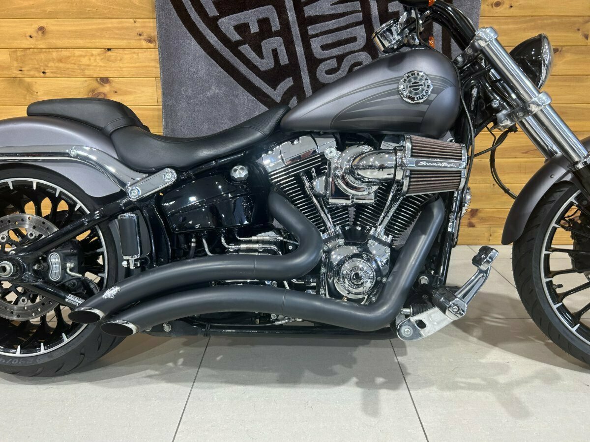 2017 HARLEY-DAVIDSON FXSB SOFTAIL BREAKOUT CRUISER