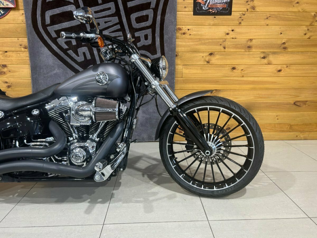 2017 HARLEY-DAVIDSON FXSB SOFTAIL BREAKOUT CRUISER