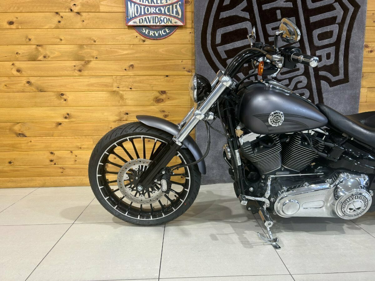 2017 HARLEY-DAVIDSON FXSB SOFTAIL BREAKOUT CRUISER