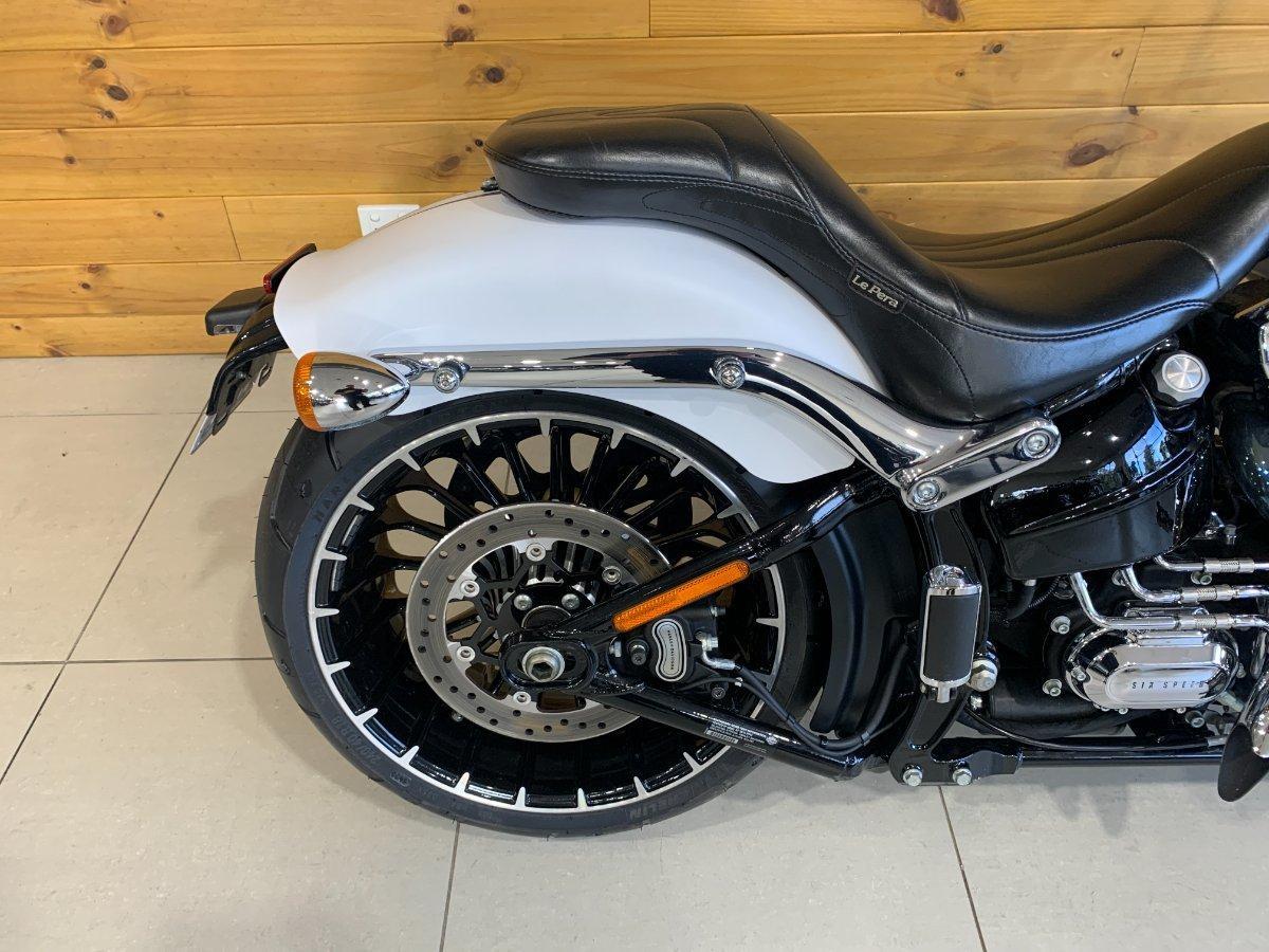 2016 HARLEY-DAVIDSON FXSB SOFTAIL BREAKOUT CRUISER