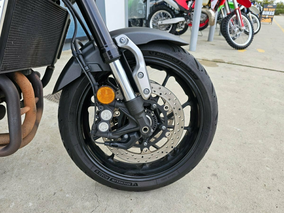 2016 YAMAHA XSR900 ABS (MTM850A) MY16 DUAL SPORTS