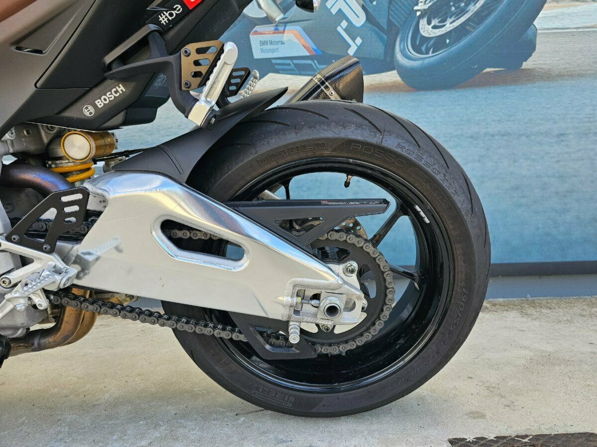 2019 APRILIA TUONO V4 RR SPORTS