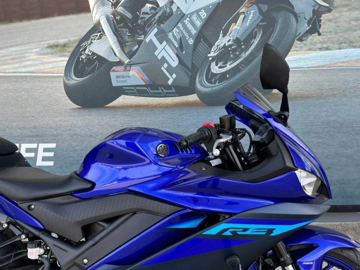 2024 YAMAHA YZF-R3 (YZF-R3A) SPORTS