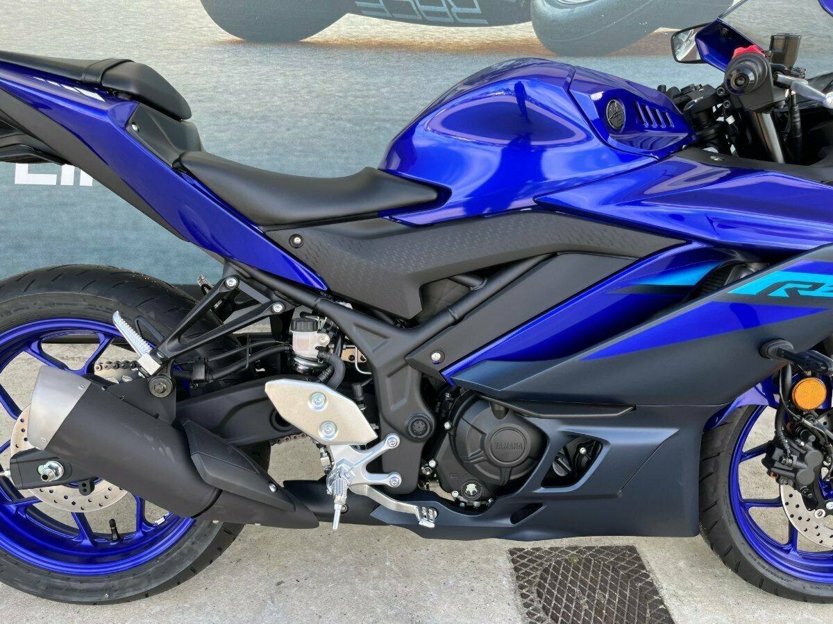 2024 YAMAHA YZF-R3 (YZF-R3A) SPORTS