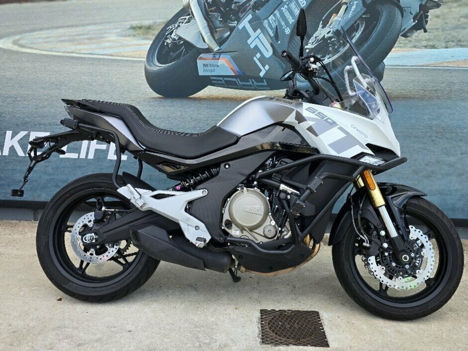 2023 CF MOTO 650MT ABS ROAD