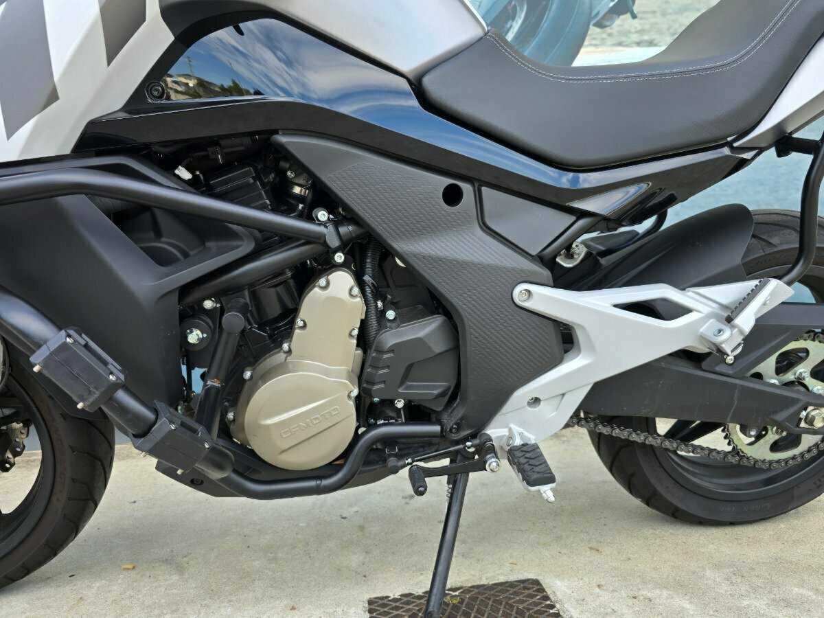 2023 CF MOTO 650MT ABS ROAD