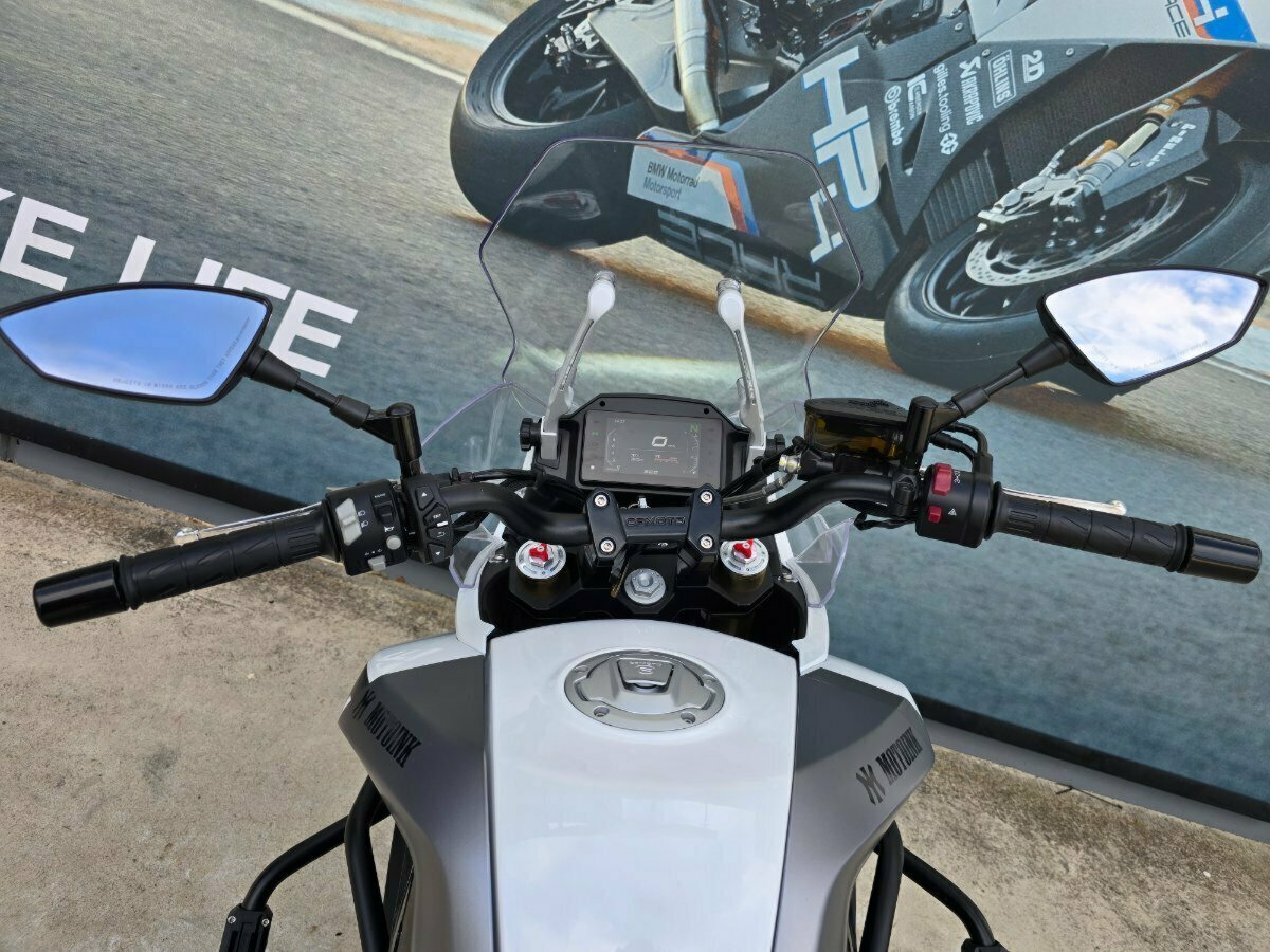 2023 CF MOTO 650MT ABS ROAD