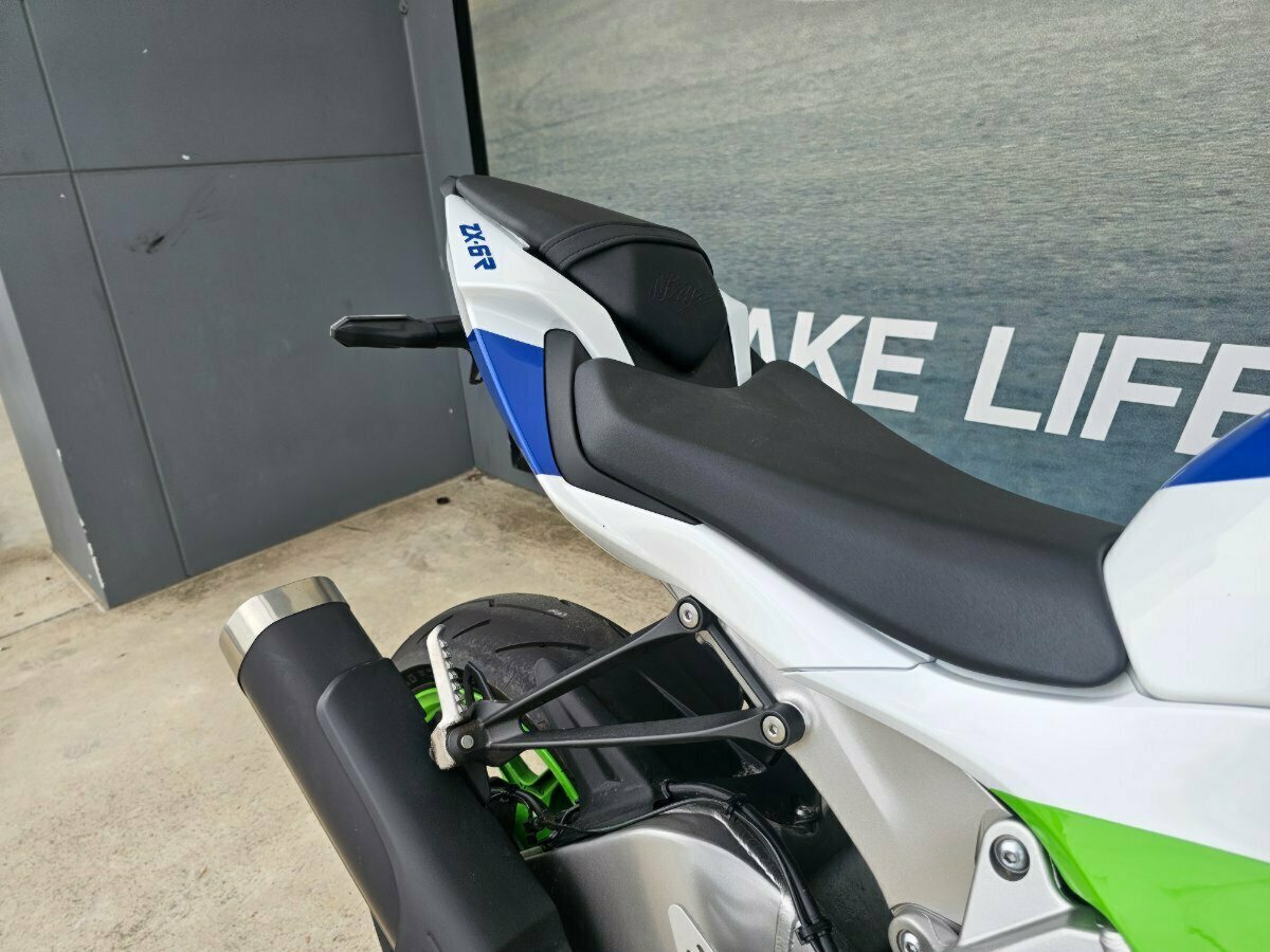 2024 KAWASAKI NINJA ZX-6R 40TH ANNIVERSARY SPORTS