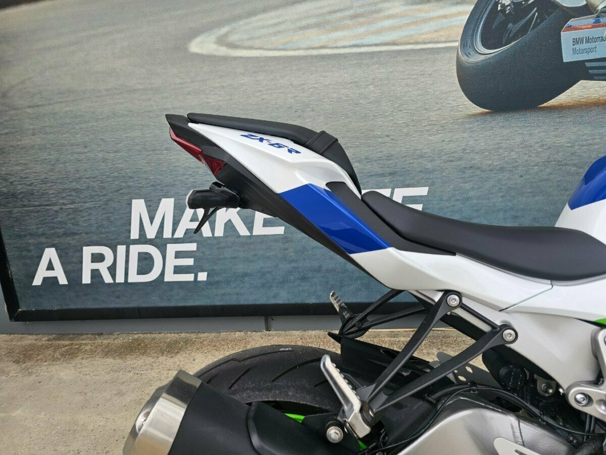 2024 KAWASAKI NINJA ZX-6R 40TH ANNIVERSARY SPORTS