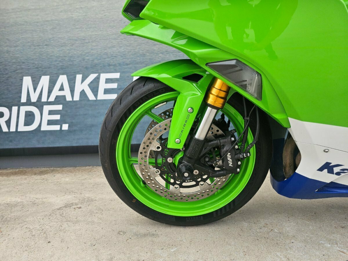2024 KAWASAKI NINJA ZX-6R 40TH ANNIVERSARY SPORTS