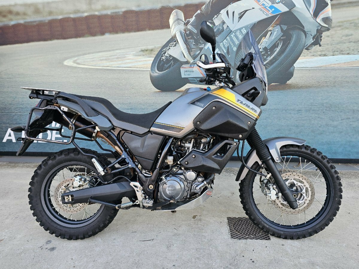 2015 YAMAHA XT660Z TENERE DUAL SPORTS