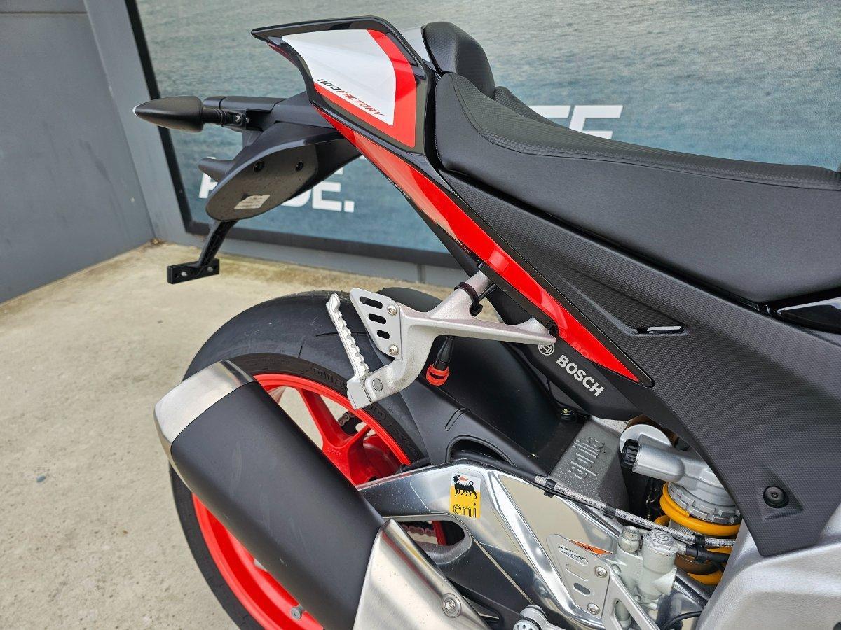 2016 APRILIA TUONO V4 1100 FACTORY SPORTS