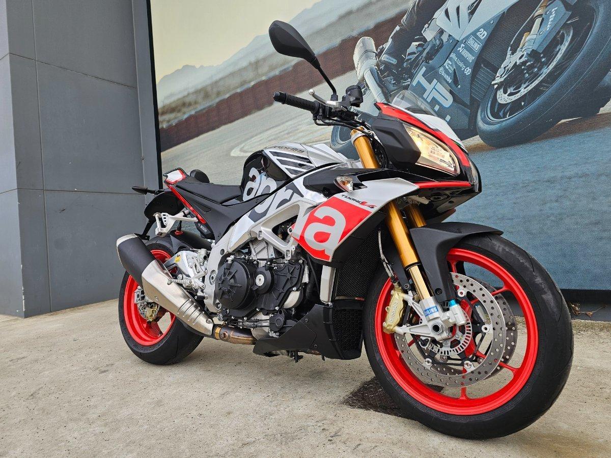 2016 APRILIA TUONO V4 1100 FACTORY SPORTS