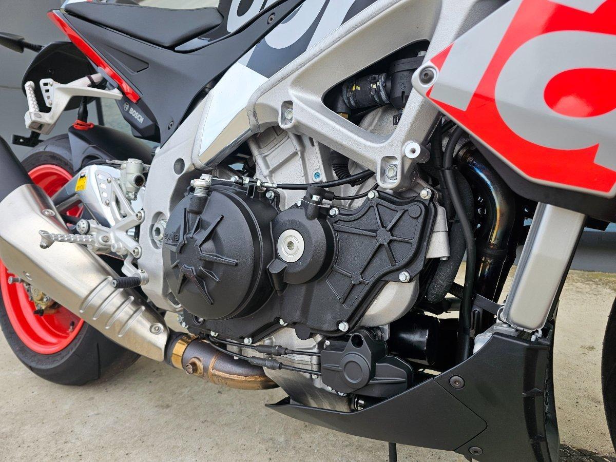 2016 APRILIA TUONO V4 1100 FACTORY SPORTS