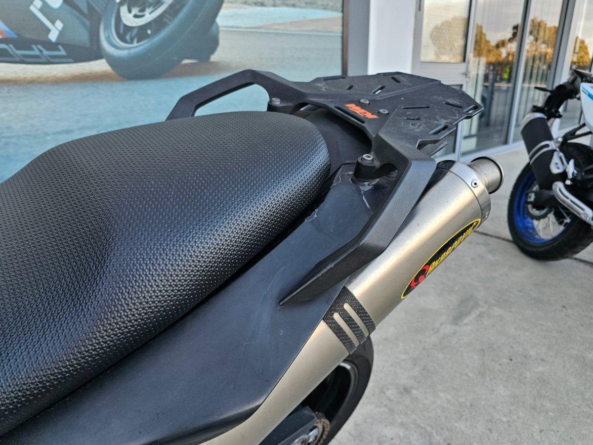 2009 KTM 990 SUPERMOTO T ROAD