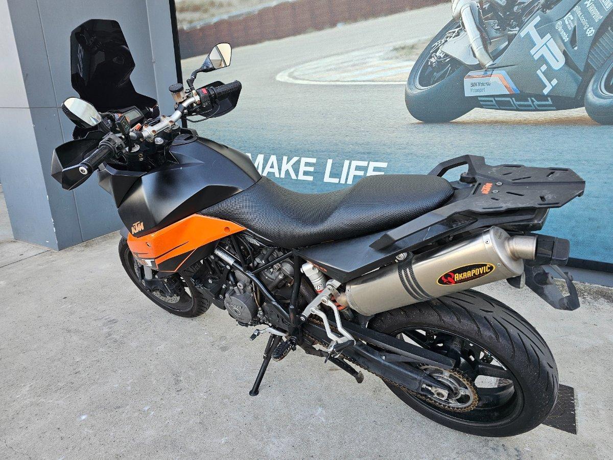 2009 KTM 990 SUPERMOTO T ROAD
