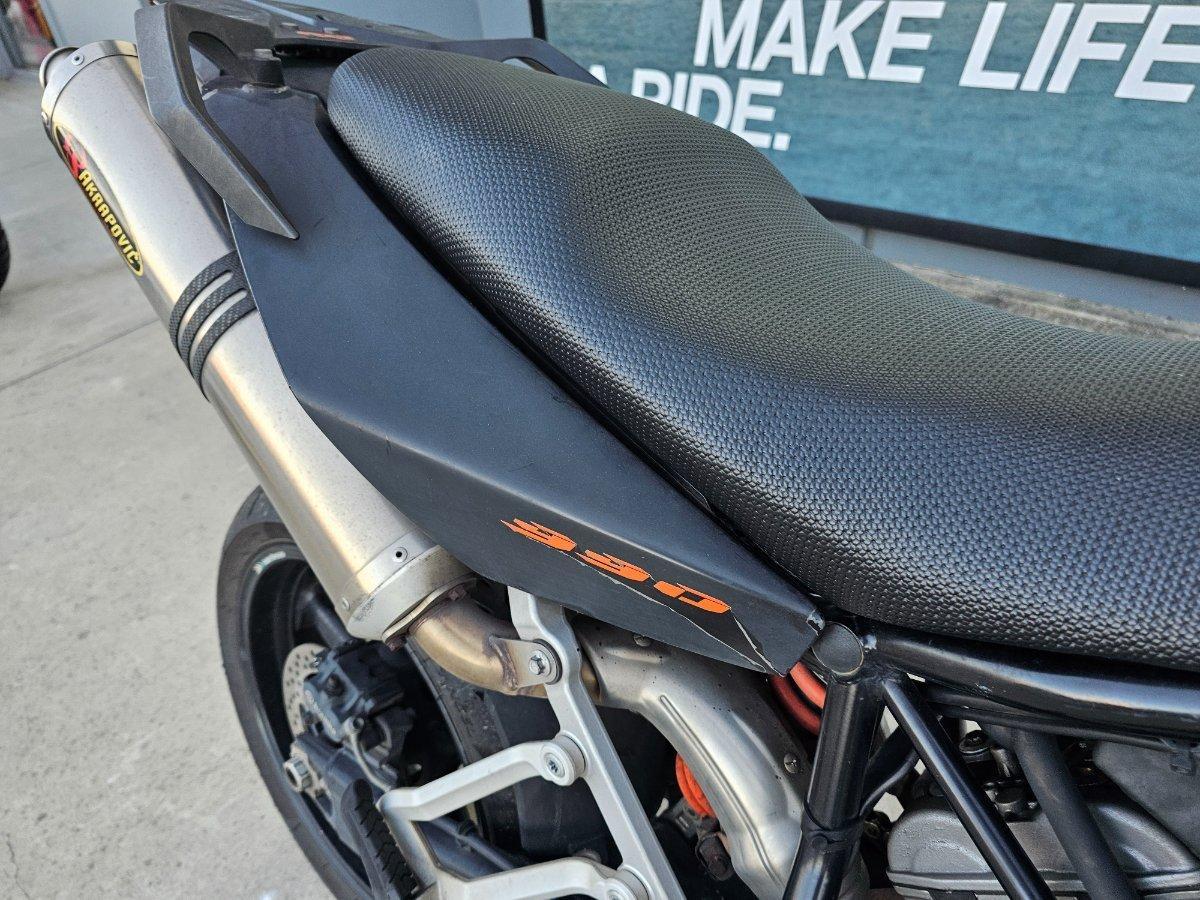 2009 KTM 990 SUPERMOTO T ROAD