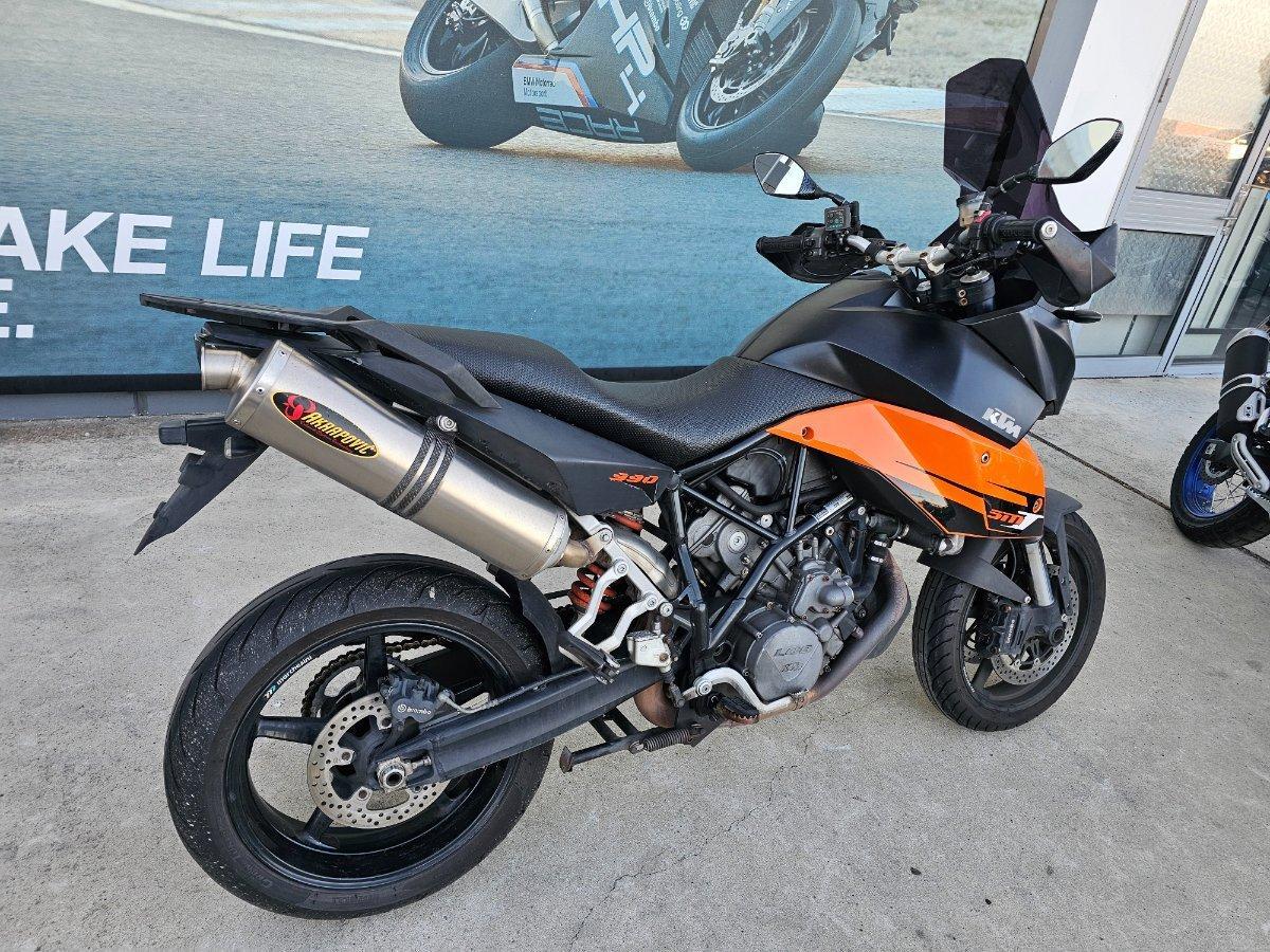 2009 KTM 990 SUPERMOTO T ROAD