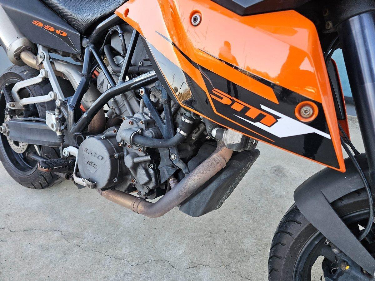 2009 KTM 990 SUPERMOTO T ROAD